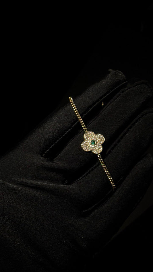EMRLD flower bracelete